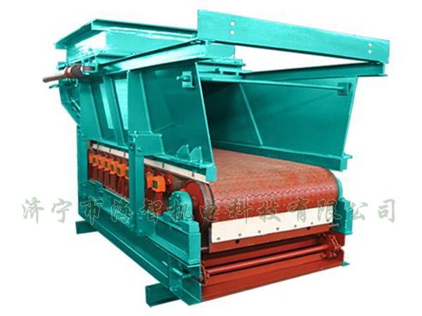 帶式（甲帶）給料機(jī)具有運(yùn)行平穩(wěn)、節(jié)能、環(huán)保等優(yōu)點(diǎn)