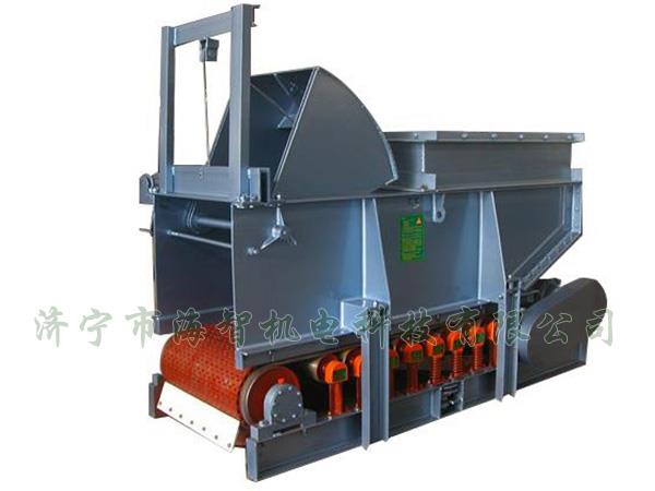 用手動(dòng)、電動(dòng)、液動(dòng)或氣動(dòng)驅(qū)動(dòng)齒輪帶動(dòng)弧型齒條來(lái)開啟或關(guān)閉扇型閘門